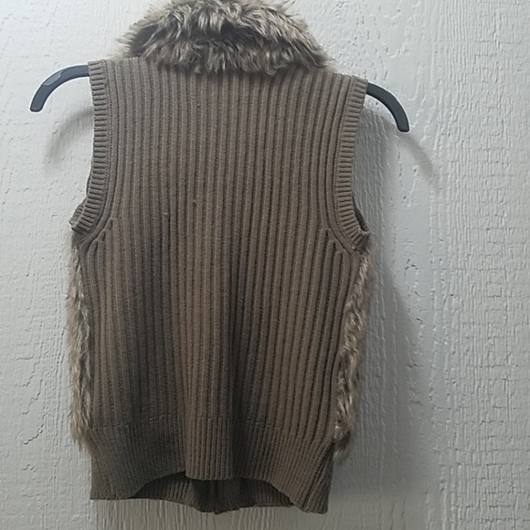 ARIZONA JEAN CO Fur Vest - Picture 3 of 3